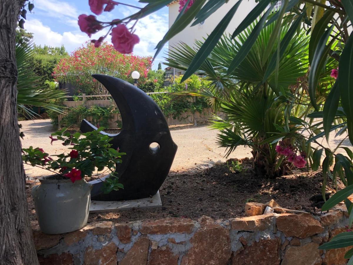 Rez De Villa Pebrier Frejus Bagian luar foto