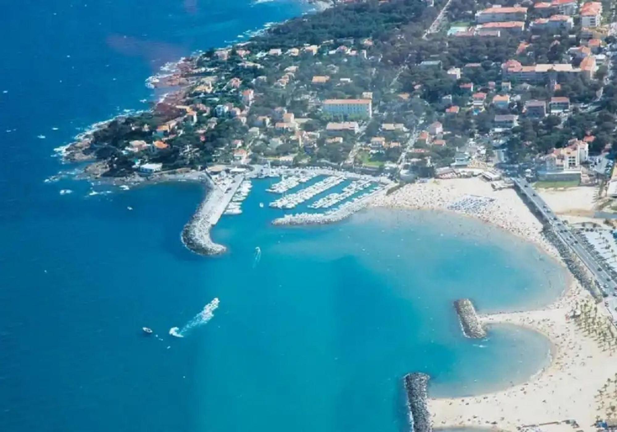 Rez De Villa Pebrier Frejus Bagian luar foto