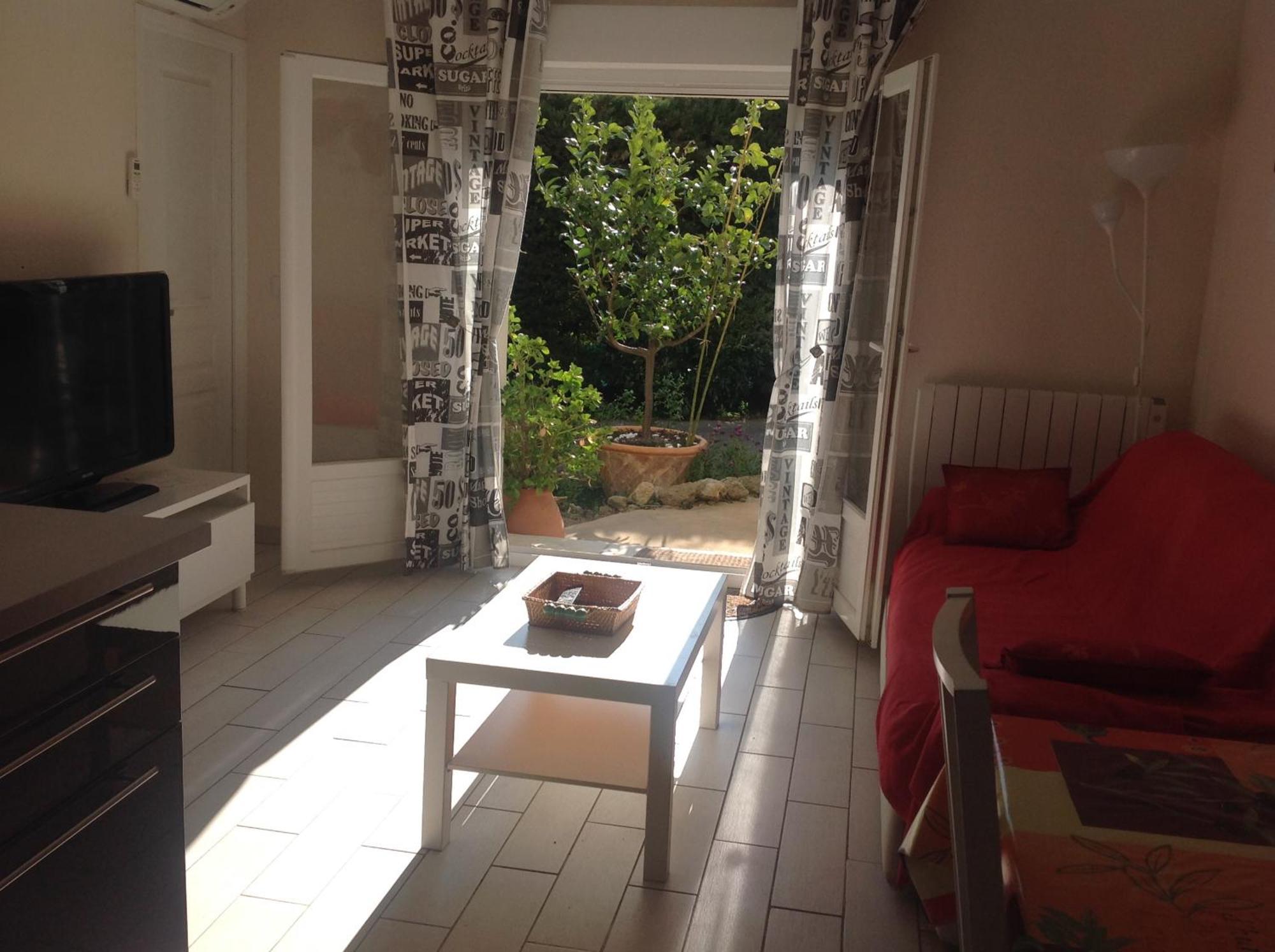Rez De Villa Pebrier Frejus Bagian luar foto
